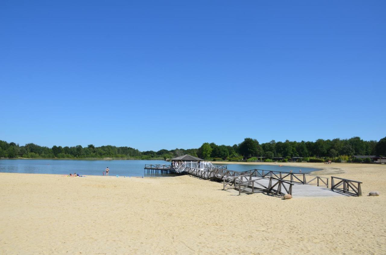 Drents Genieten - Lavendelheide Met Uitzicht Op Het Water Erm Exteriér fotografie